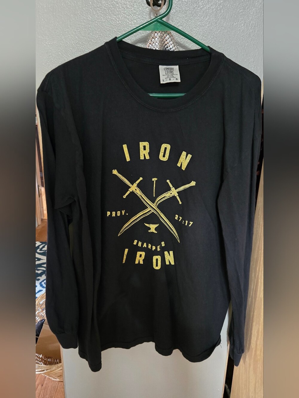 LONG SLEEVE TSHIRT LARGE